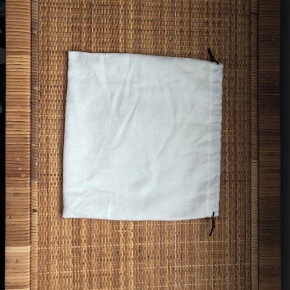 Ann Mashburn Cinch Bag Green Silk Shatung Crossbody Chain NWT - Picture 9 of 9